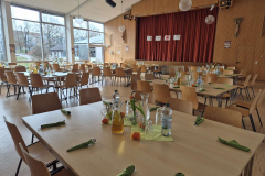 1_Saal-vor-Oeffnung