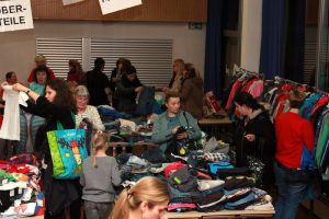 St. Theresia – Kinderkleidermarkt Herbst 2022